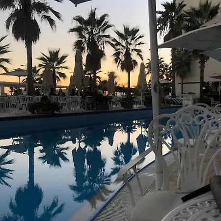 Sea View Deluxe شقة