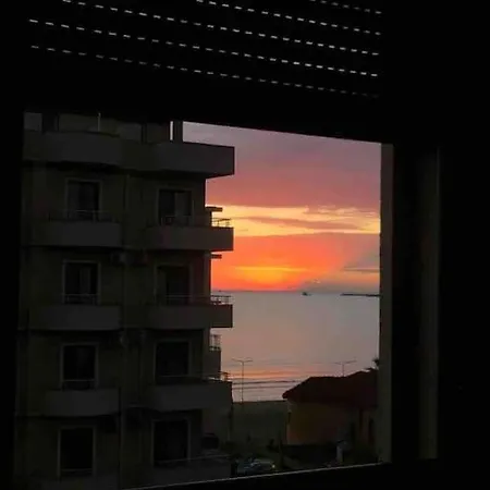 Sea View Deluxe Apartamento Durrës