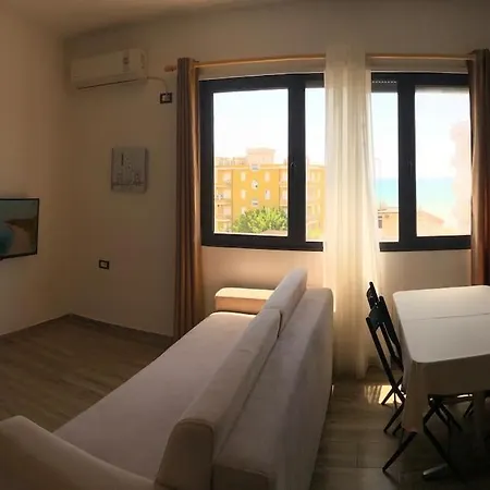 Sea View Deluxe Apartament *